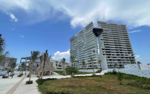 Marea Cancun: Luxury Residencies in Puerto Cancun