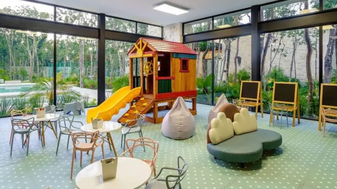 Valenia  Residential lot for sale in Playa del Carmen