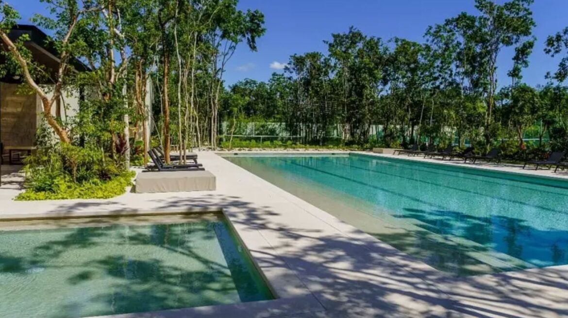 Valenia 65 Residential lot for sale in Playa del Carmen