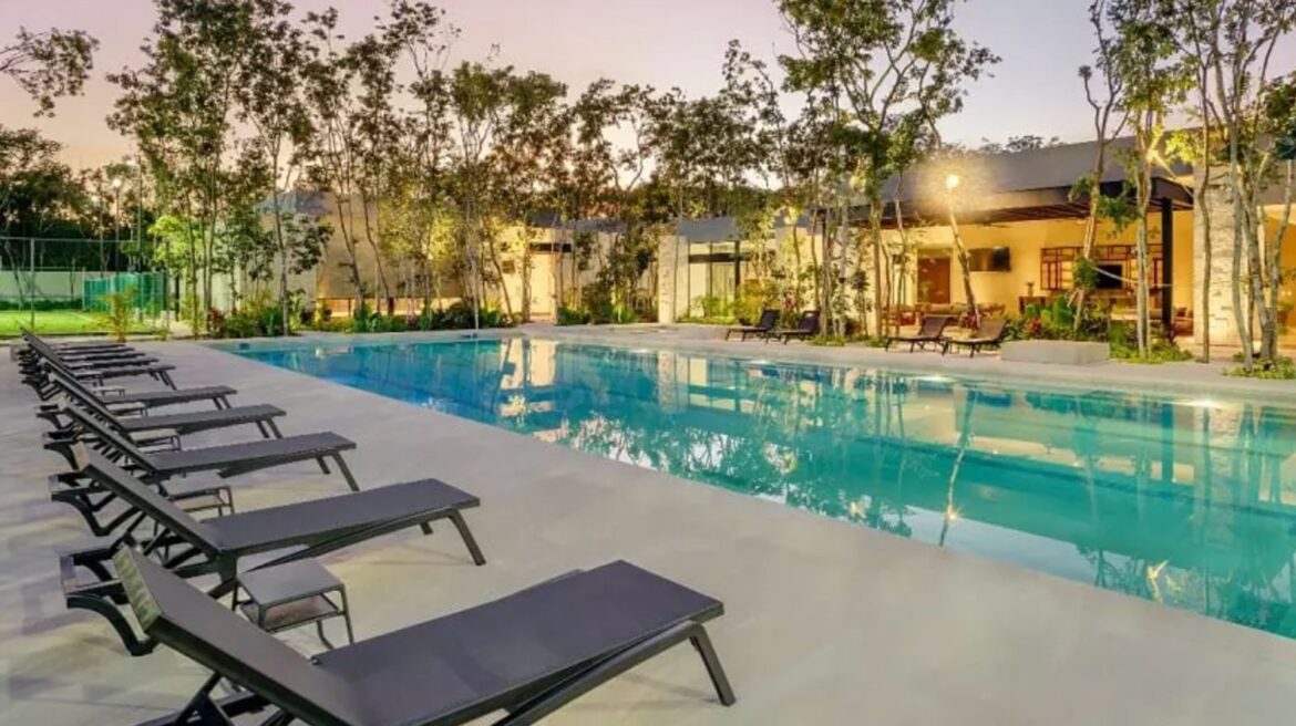 Valenia 65 Residential lot for sale in Playa del Carmen