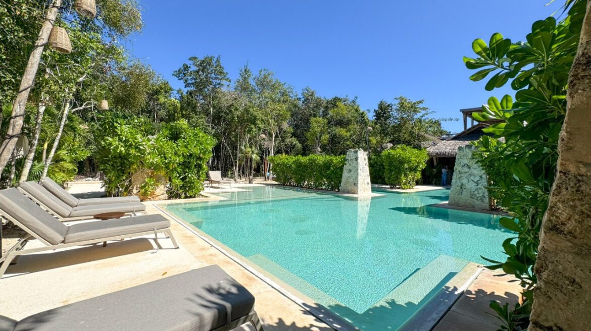 Losantos L8 lot inside Aldea Zama Premium, Tulum