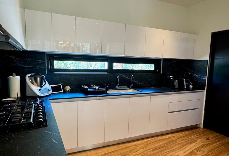 House for sale in Senderos de Mayakobá