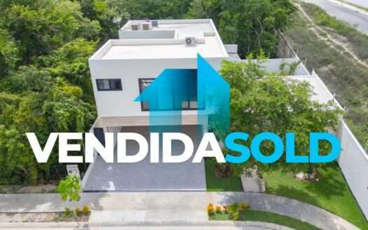 Casa Valenia Olmo – Modern Luxury & Smart Investment in Playa del Carmen