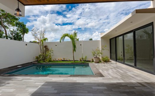 Casa Valenia Olmo – Modern Luxury & Smart Investment in Playa del Carmen