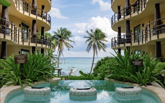 Luxury Oceanfront Condo in El Taj Oceanfront