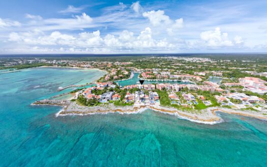 Luxury Marina-Front Condo in Puerto Aventuras