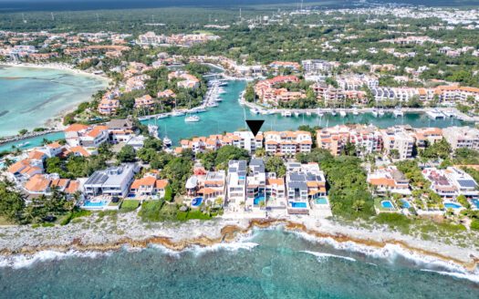 Luxury Marina-Front Condo in Puerto Aventuras