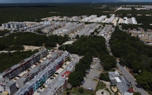 Investment Land with Avenue Lirio Frontage in Cancún, Quintana Roo
